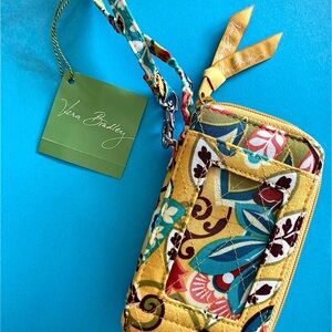 NWT Vera Bradley Yellow and Green Floral Wristlet